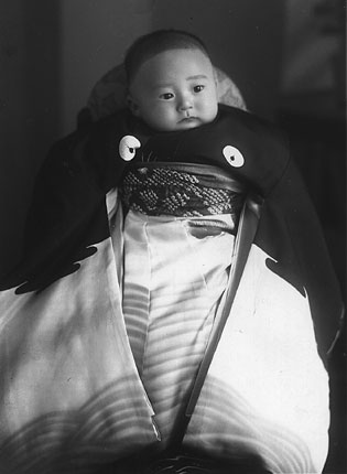 Introducing Shigeru Miyagawa! I am wearing a formal kimono for omiya mairi.