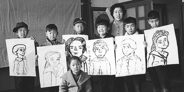 boy on far right, Sotaro Kobayashi second from left, Shigeru (me)